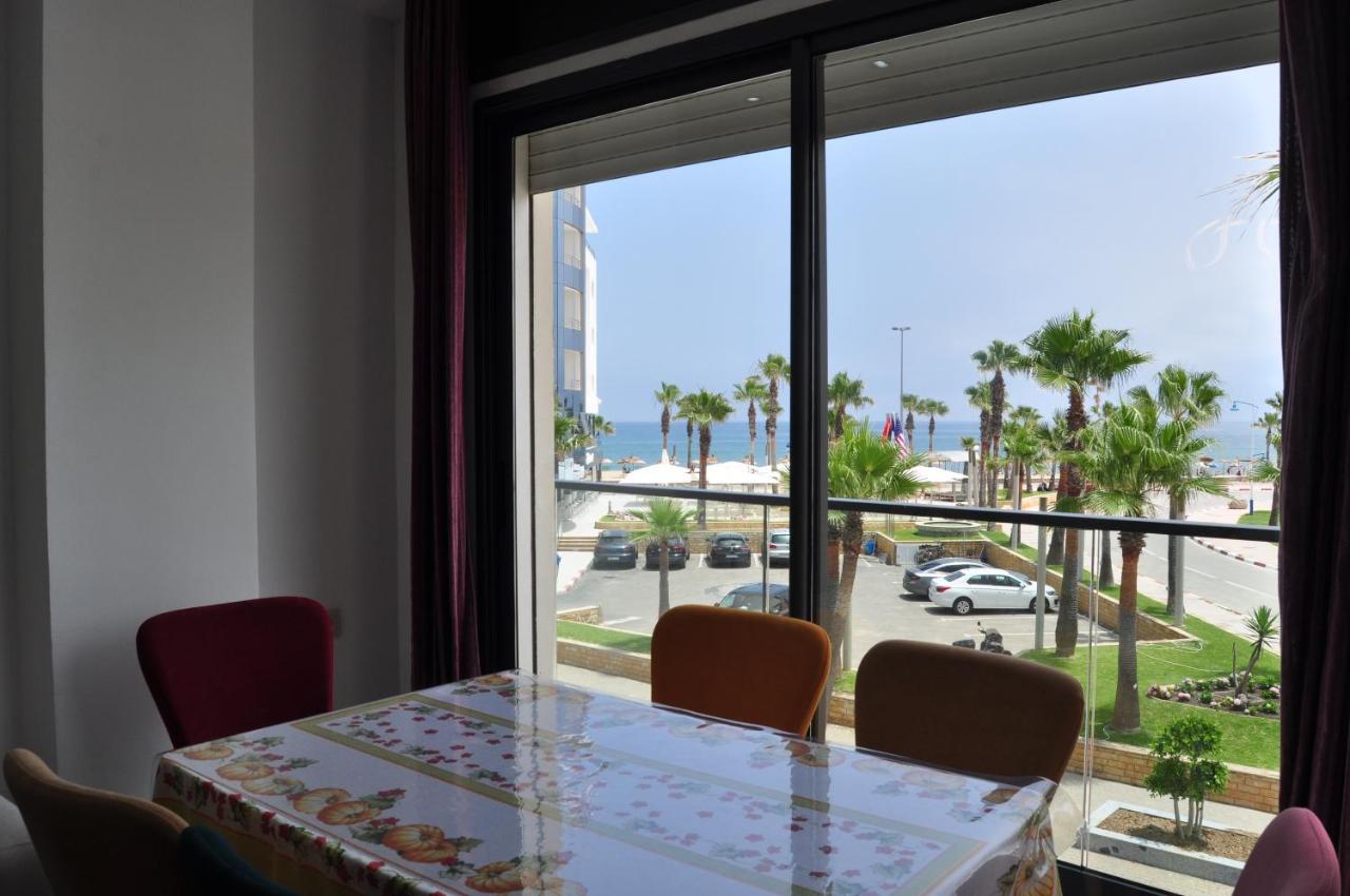 Seafront High Standard Apartment Мартиль Экстерьер фото